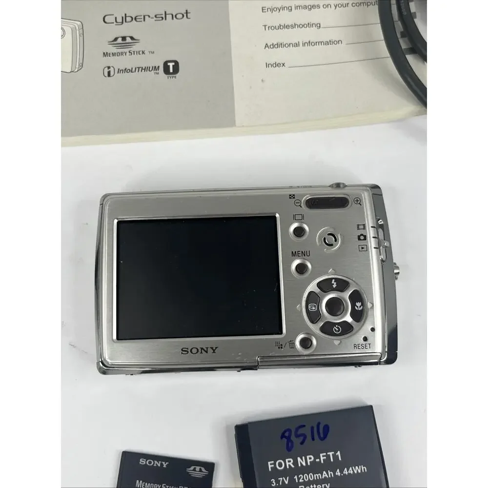 Sony CyberShot DSC-T33 Digital Camera 5.1MP CCD 3x 100% Working With Accessories